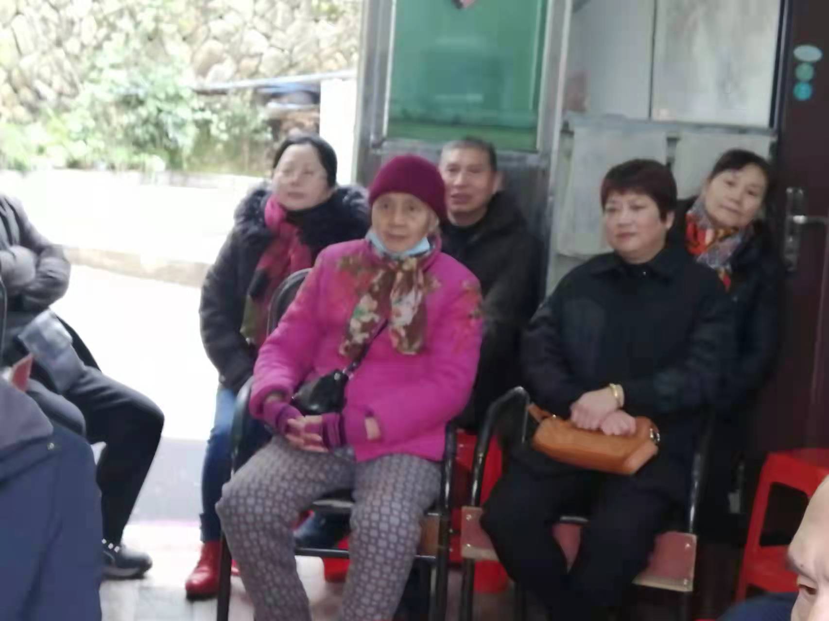 e1d4b89c1e2ca4c2b7ce5633834de18.jpg e1d4b89c1e2ca4c2b7ce5633834de18.jpg