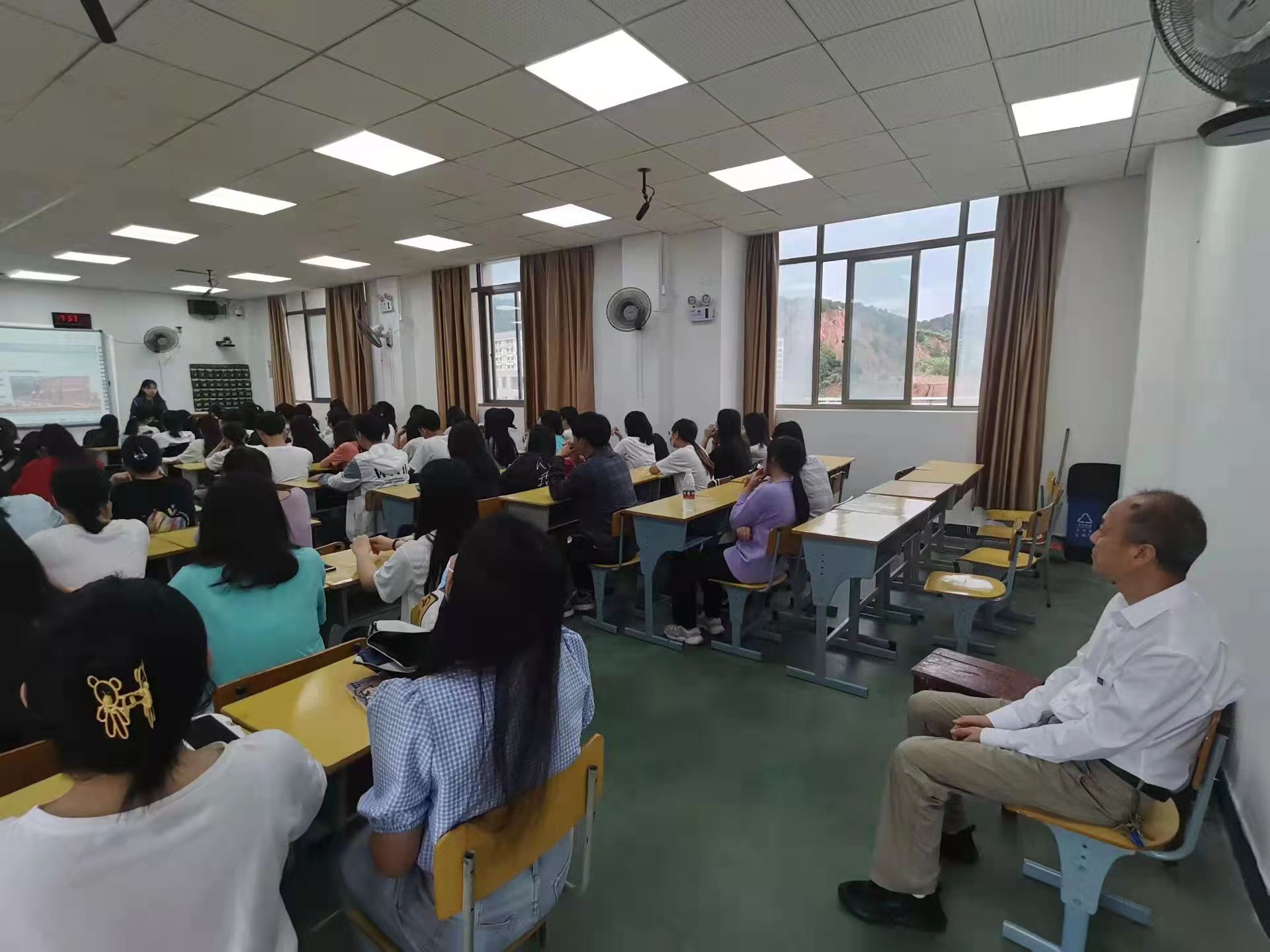 微信图片_20220531145231.jpg 微信图片_20220531145231.jpg