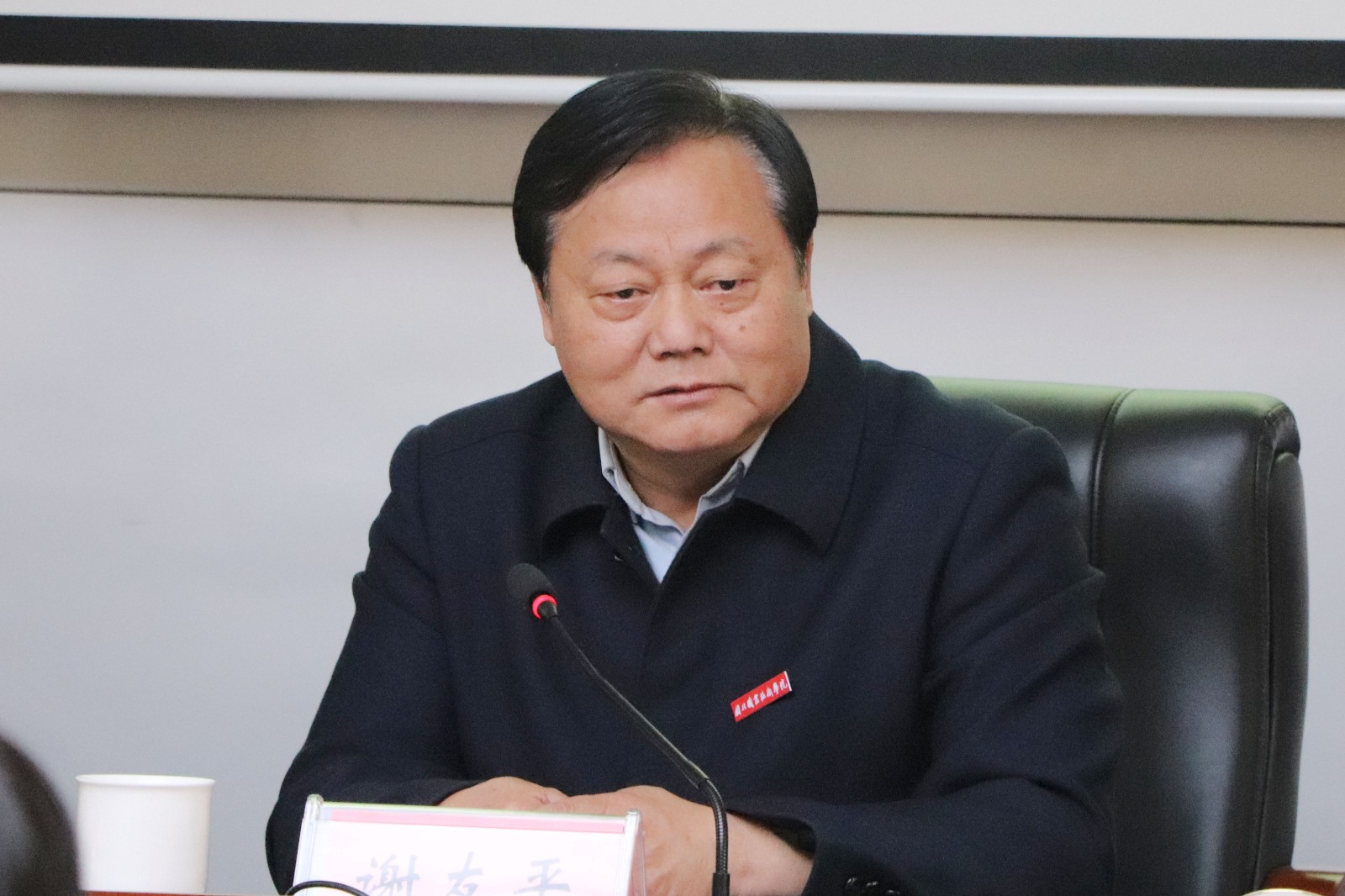 1313_0000_曲线 2.jpg 1313_0000_曲线 2.jpg