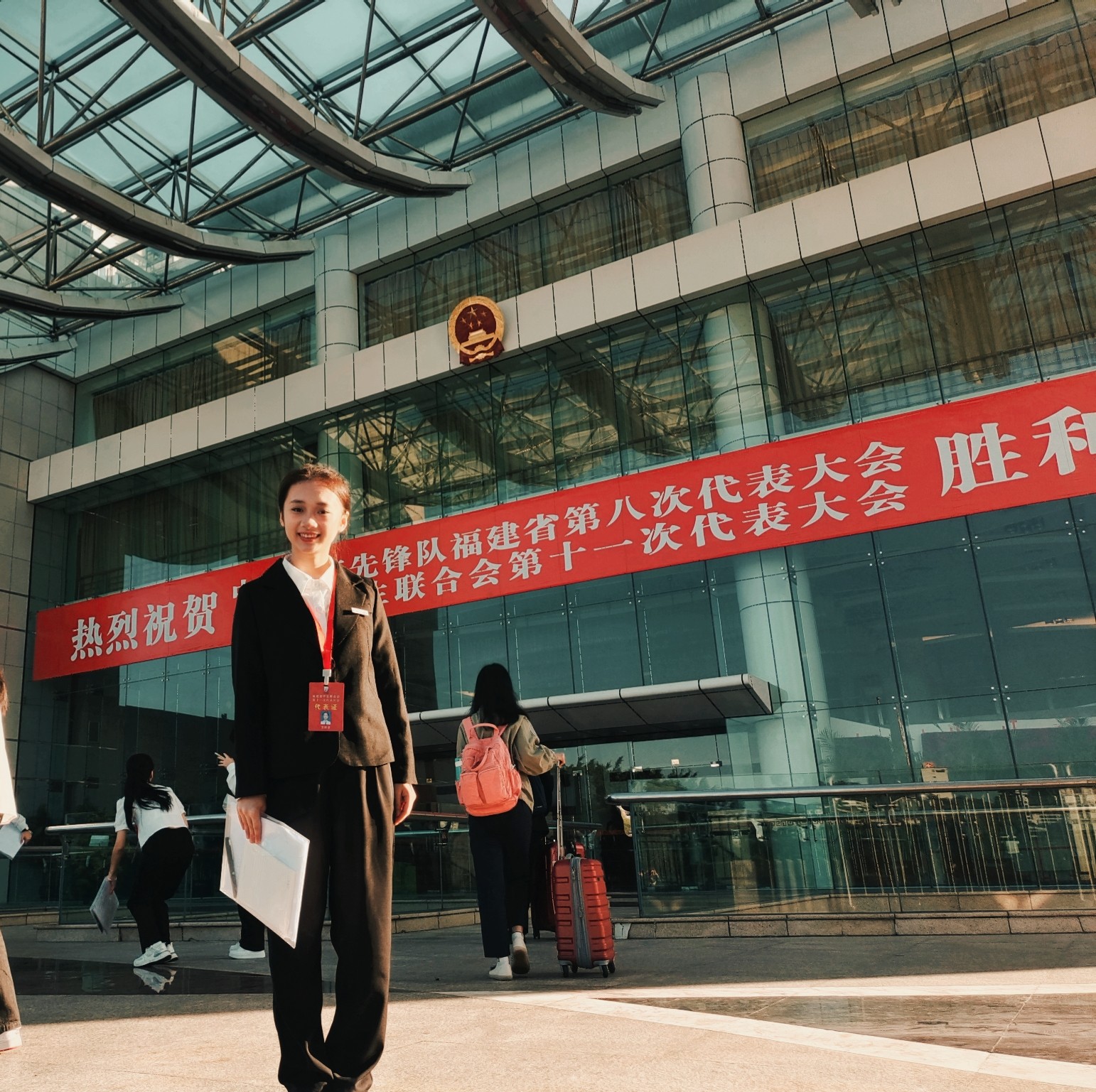 王舒灵 参赛照1.jpg